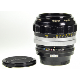 Nikon Nikkor-H 85mm f/1.8 Auto Pre-Ai
