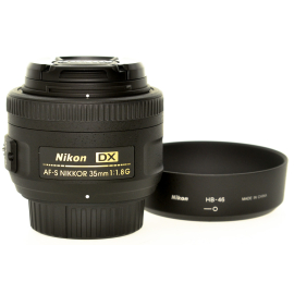 Nikon AF-S DX Nikkor 35mm f/1.8G lens - Used