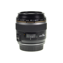 Canon EF-S 60mm f/2.8 Macro USM lens - Used