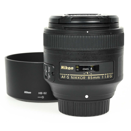 Nikon AF-S Nikkor 85mm f/1.8G objektiivi - käytetty