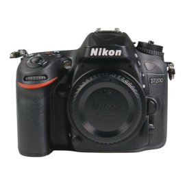 Nikon D7200 kamerarunko - käytetty