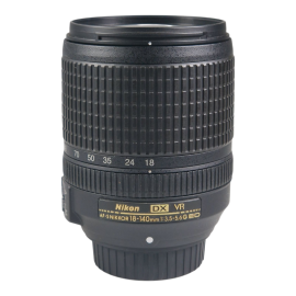 Nikon AF-S DX Nikkor 18-140mm f/3.5-5.6G ED VR objektiivi - käytetty