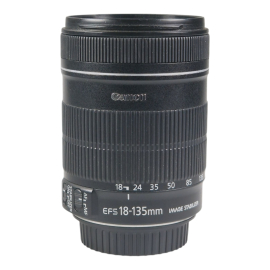 Canon EF-S 18-135mm f/3.5-5.6 IS objektiivi - käytetty
