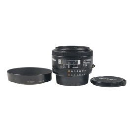 Nikon AF Nikkor 28mm f/2.8