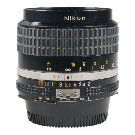 Nikon Nikkor 35mm f/2 Ai-s