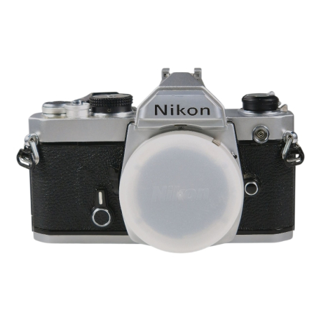 Nikon FM järjestelmäkamera