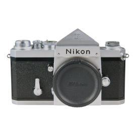 Nikon F järjestelmäkamera
