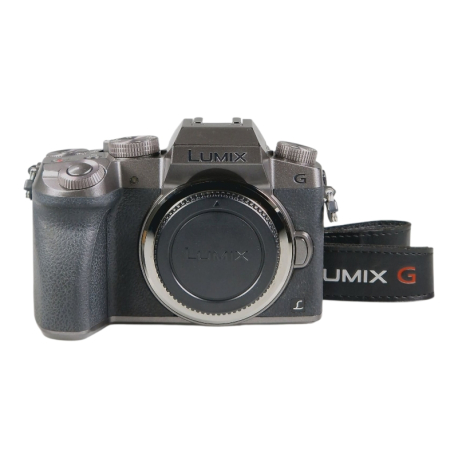 Panasonic Lumix DMC-G7 - Used