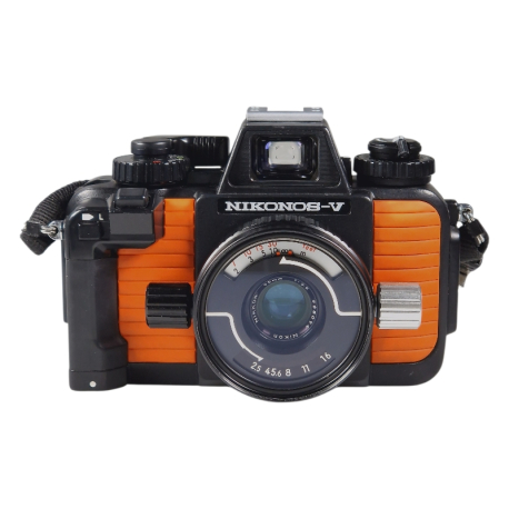 Nikon Nikonos V + Nikkor 35mm f/2.5